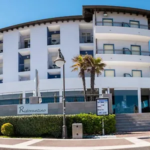 Nettuno 3*, Caorle Italia